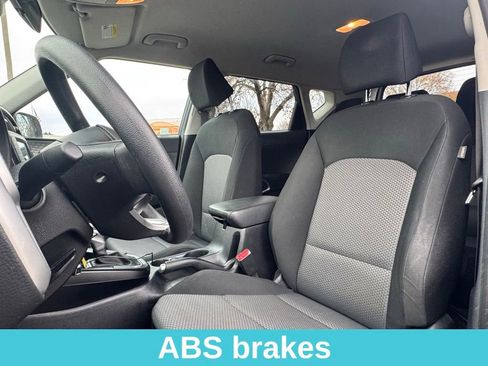 Used 2022 Kia Soul LX w/ Technology Package image 16