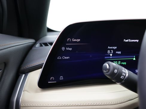Used 2025 Cadillac XT4 Premium Luxury w/ Cold Weather Package FWD image 24