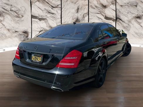 Used 2011 Mercedes-Benz S 550 4MATIC w/ Sport Pkg image 6