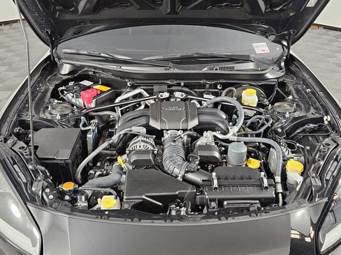 Used 2025 Toyota GR86 Premium w/ ALL Weather Mat Package (TMS) image 9