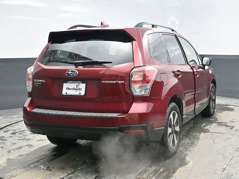 Used 2018 Subaru Forester 2.5i Premium image 6