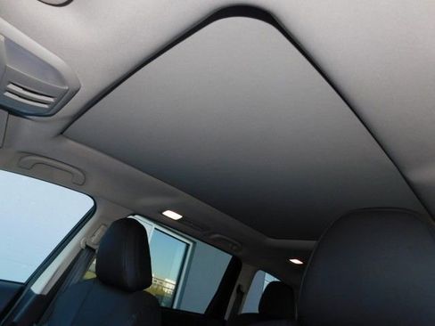 New 2026 Subaru Ascent Limited Bronze image 15