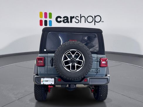 Used 2024 Jeep Wrangler Rubicon w/ Technology Group AWD/4WD image 4