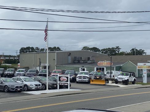 Used 2017 Nissan Titan SL image 46