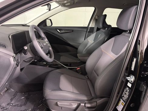 New 2026 Kia Niro LX FWD image 15