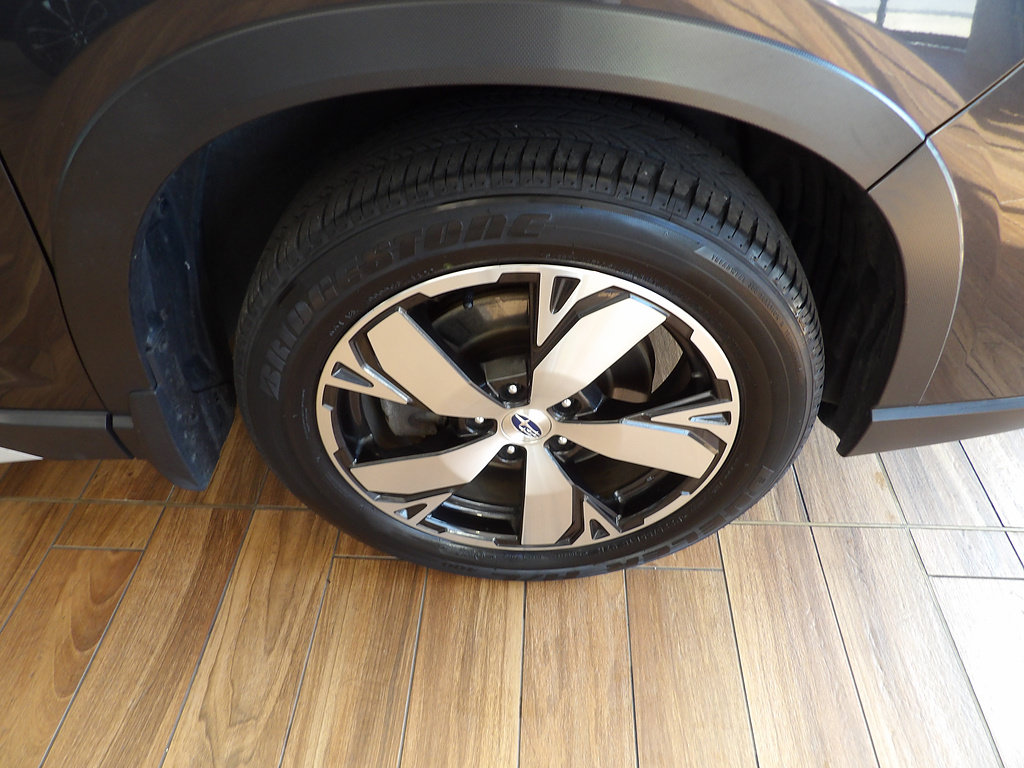 Used 2019 Subaru Forester Touring w/ Popular Package #3 AWD/4WD image 4