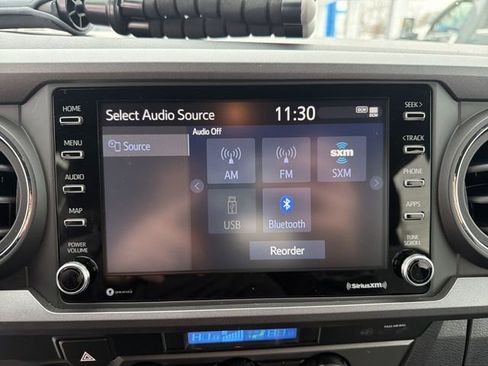 Used 2023 Toyota Tacoma TRD Off-Road image 18