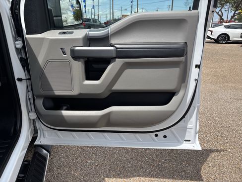 Used 2018 Ford F150 XLT w/ Equipment Group 301A Mid RWD image 23