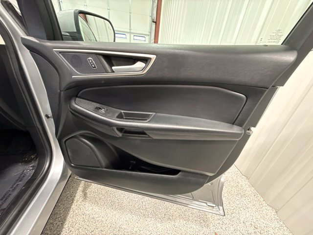Used 2023 Ford Edge SEL w/ Convenience Package AWD/4WD image 13