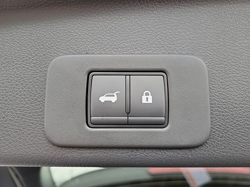 New 2025 Nissan Murano SL image 11