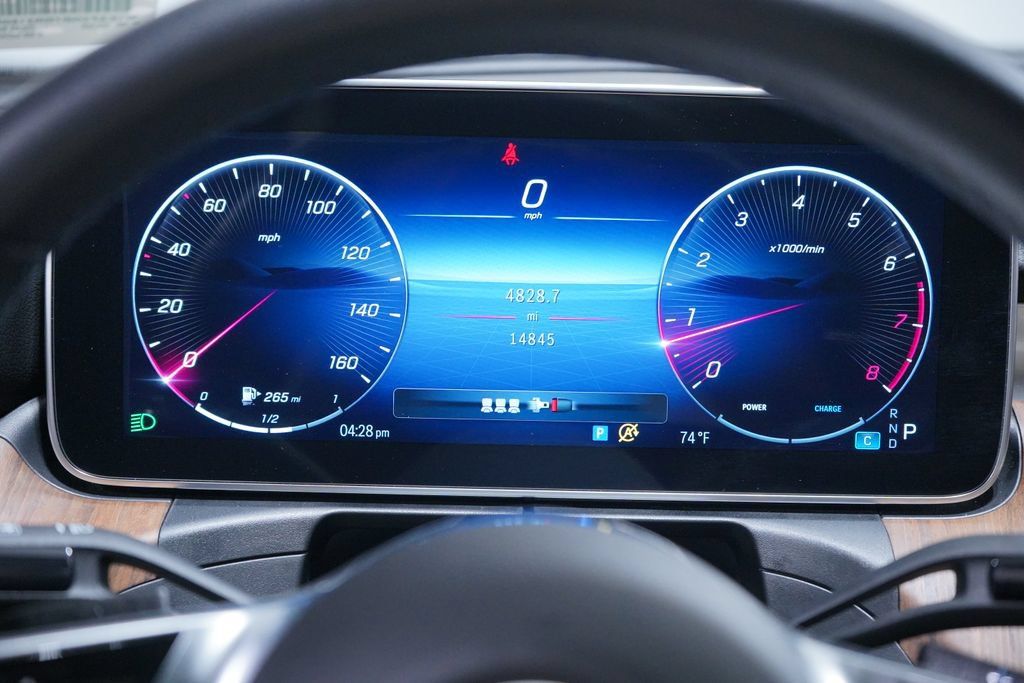 Used 2024 Mercedes-Benz C 300 Sedan image 14