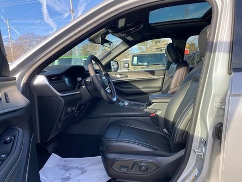 New 2026 Jeep Grand Cherokee Limited image 21