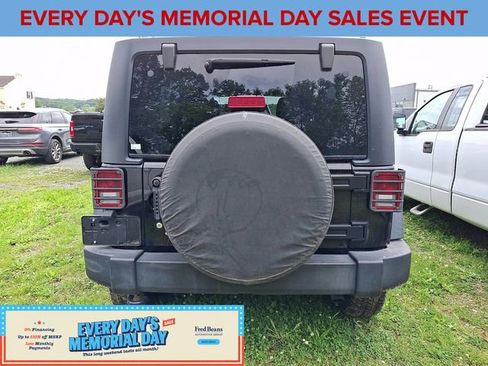 Used 2018 Jeep Wrangler Unlimited Sport AWD/4WD image 7