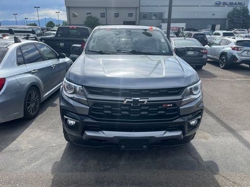 Used 2021 Chevrolet Colorado Z71 AWD/4WD image 2
