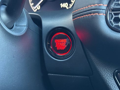 Used 2025 Honda HR-V Sport image 33