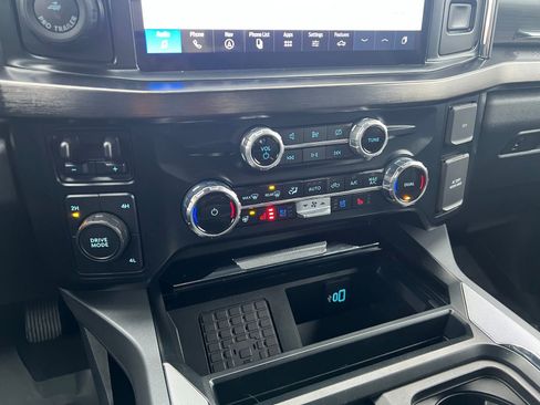 Used 2023 Ford F450 Lariat w/ Tow Technology Package image 14