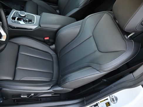 Used 2024 BMW 230i 230i w/ Convenience Package image 16