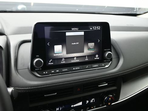 Certified 2026 Nissan Rogue SV w/ Cold Weather Package FWD image 23