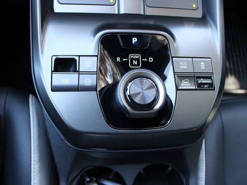 Certified 2026 Toyota bZ AWD/4WD image 25