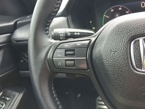 Certified 2025 Honda Accord Sport image 17
