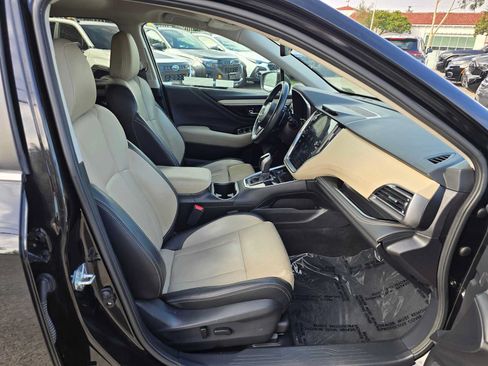 Used 2023 Subaru Outback Limited XT AWD/4WD image 11