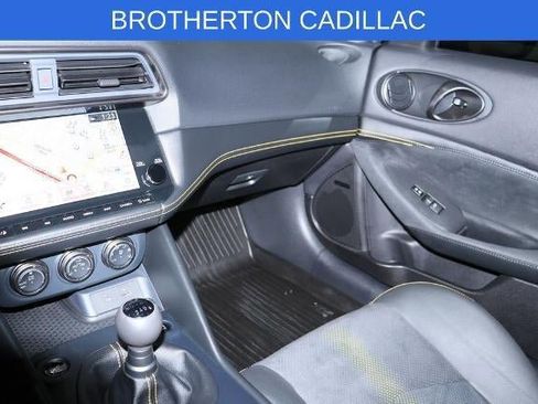 Used 2023 Nissan Z w/ Floor Mat Package (L93) image 23