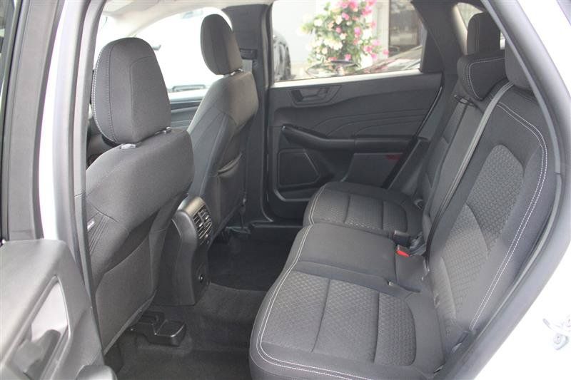 Used 2025 Ford Escape Active AWD/4WD image 11