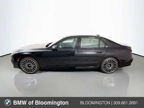Used 2026 BMW 740i xDrive image 4