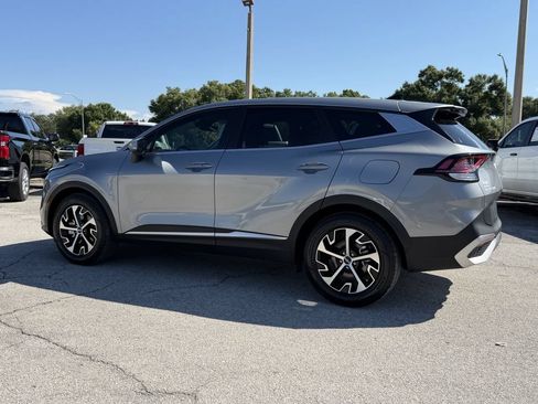 Certified 2024 Kia Sportage EX FWD image 7