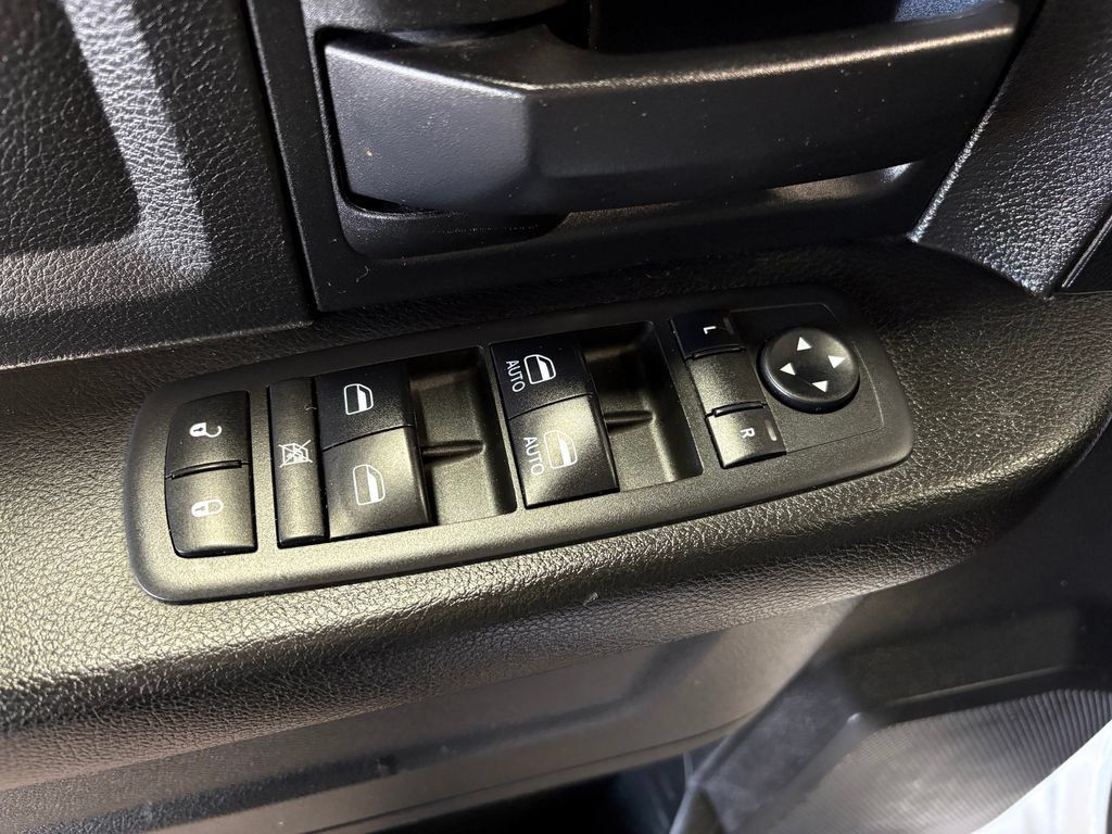 Used 2019 RAM 1500 ST w/ SXT Appearance Group AWD/4WD image 15