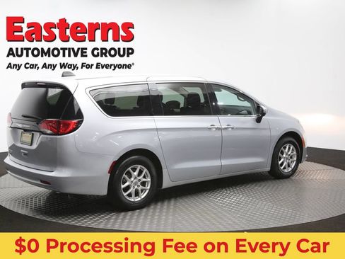 Used 2023 Chrysler Voyager LX FWD image 42