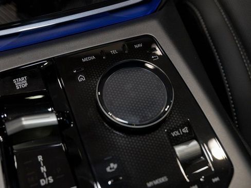 Used 2026 BMW X3 xDrive30 w/ Premium Package image 24