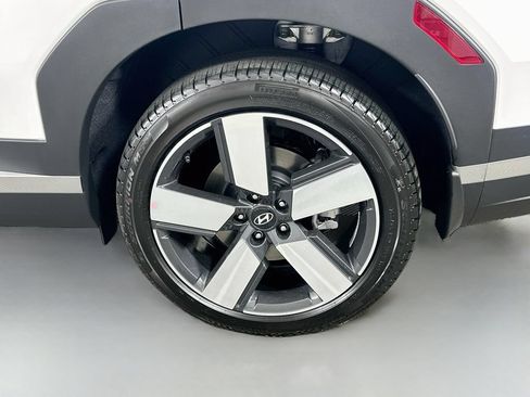 New 2027 Hyundai Santa Fe Limited FWD image 23