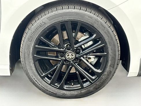Certified 2026 Toyota Camry SE w/ Convenience Package FWD image 31