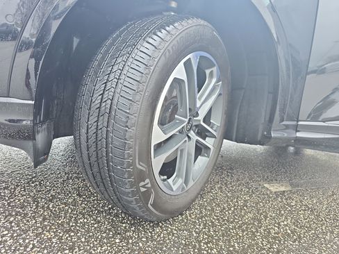 Certified 2025 Audi Q5 Premium w/ Convenience Package image 31