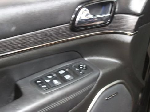 Used 2019 Jeep Grand Cherokee High Altitude AWD/4WD image 12