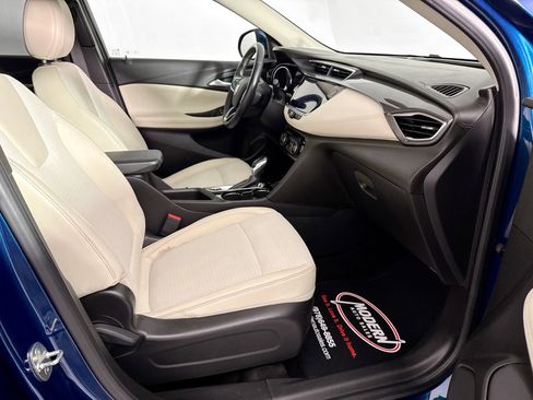 Used 2021 Buick Encore GX Select image 32
