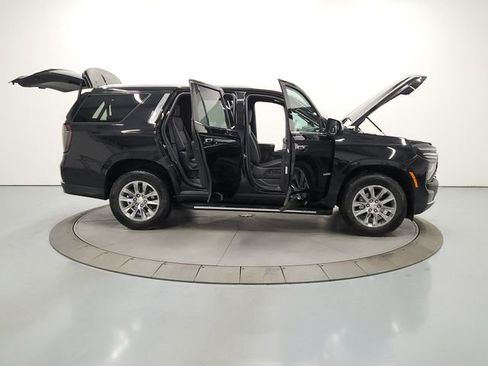 Used 2025 Chevrolet Tahoe Premier image 16