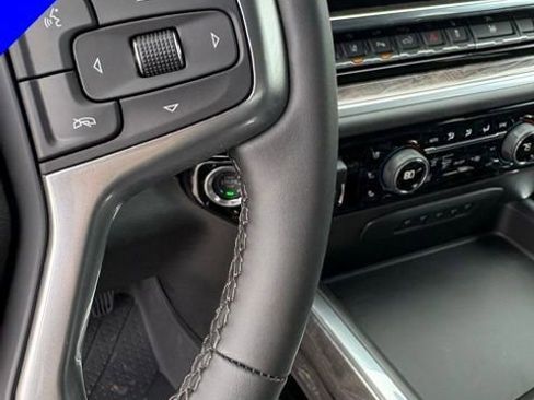 New 2026 Chevrolet Silverado 2500 LTZ w/ LTZ Convenience Package AWD/4WD image 16