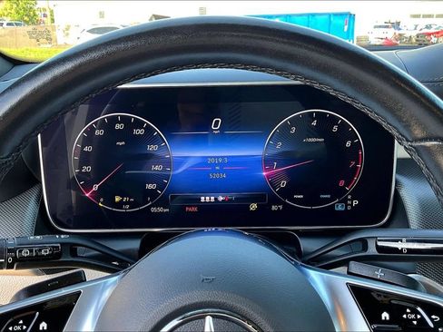 Used 2024 Mercedes-Benz GLC 300 4MATIC image 20