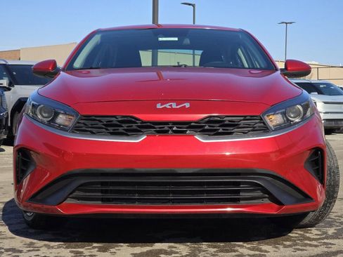 Used 2024 Kia Forte LXS image 7