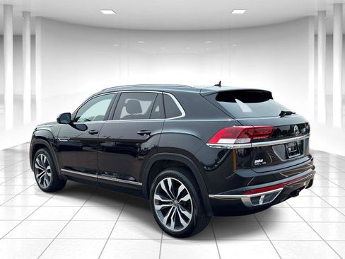 Certified 2023 Volkswagen Atlas Cross Sport SEL Premium R-Line AWD/4WD image 5