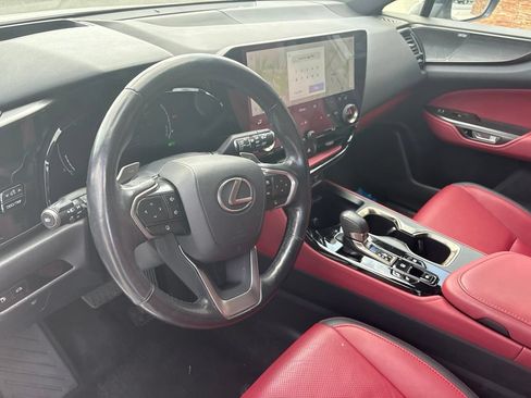 Used 2024 Lexus NX 350h AWD w/ Vision Package image 4