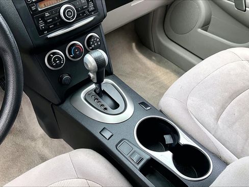 Used 2012 Nissan Rogue S FWD image 16