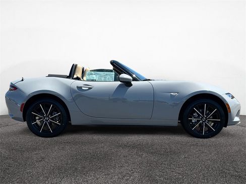 New 2025 MAZDA MX-5 Miata Grand Touring image 7
