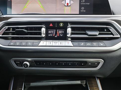 Used 2023 BMW X5 sDrive40i w/ Premium Package image 16