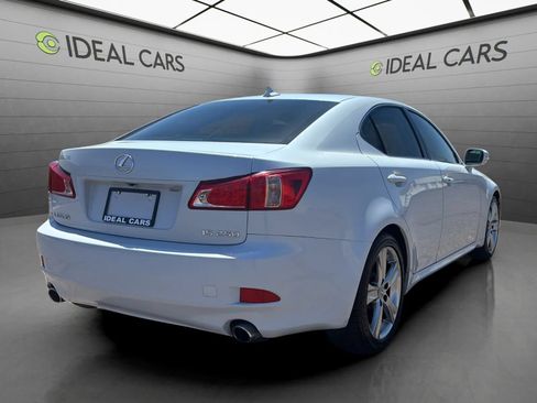 Used 2011 Lexus IS 250 w/ Premium Pkg Value Edition RWD image 7