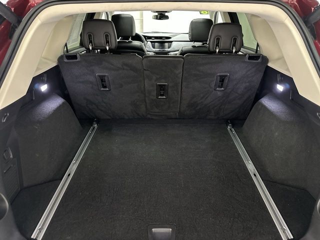 Used 2018 Cadillac XT5 Luxury w/ Driver Awareness Package FWD image 16
