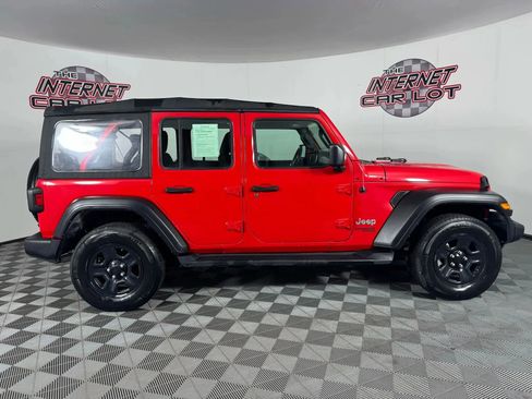 Used 2018 Jeep Wrangler Unlimited Sport image 8