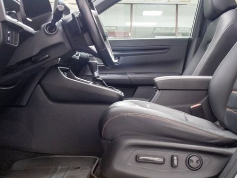 Used 2025 Honda CR-V Sport-L image 9